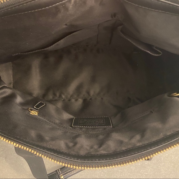 Authentic Coach Handbag - Picture 7 of 9